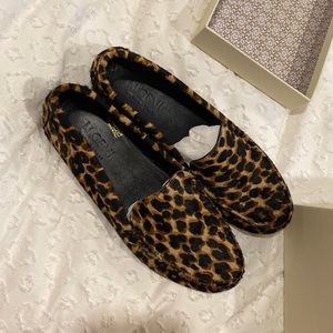 NWT MGemi Felix leopard loafers size 37